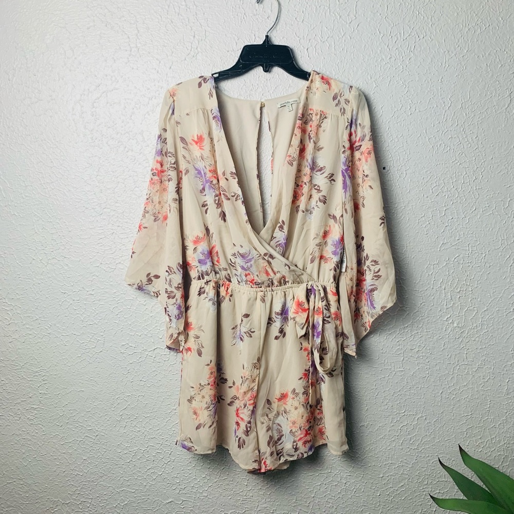 NWT Women’s floral romper